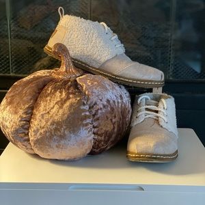 Toms wool shoes